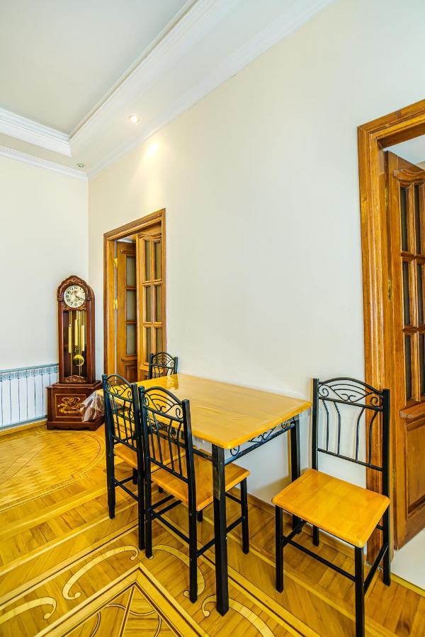 Garden View Apartment Baku Eksteriør billede