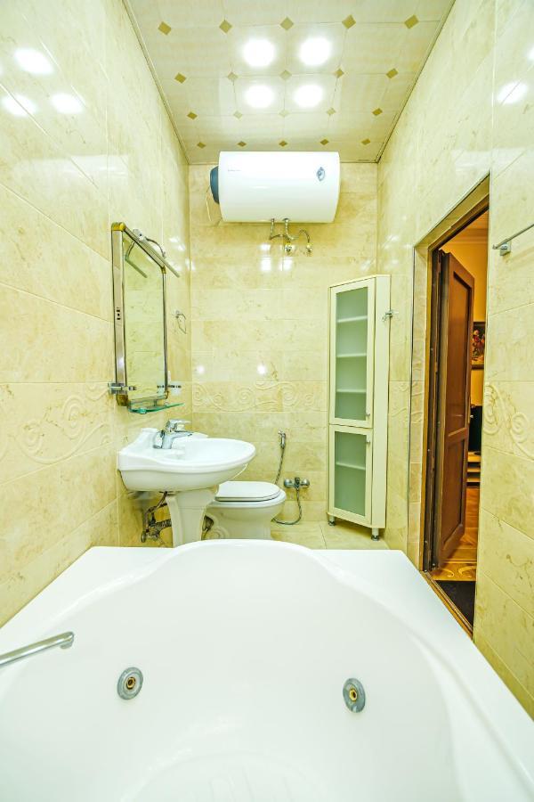 Garden View Apartment Baku Eksteriør billede