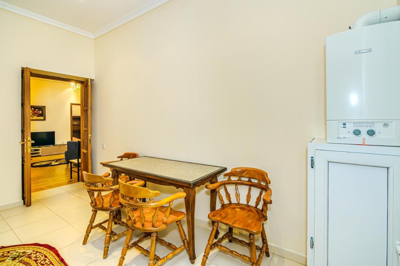 Garden View Apartment Baku Eksteriør billede